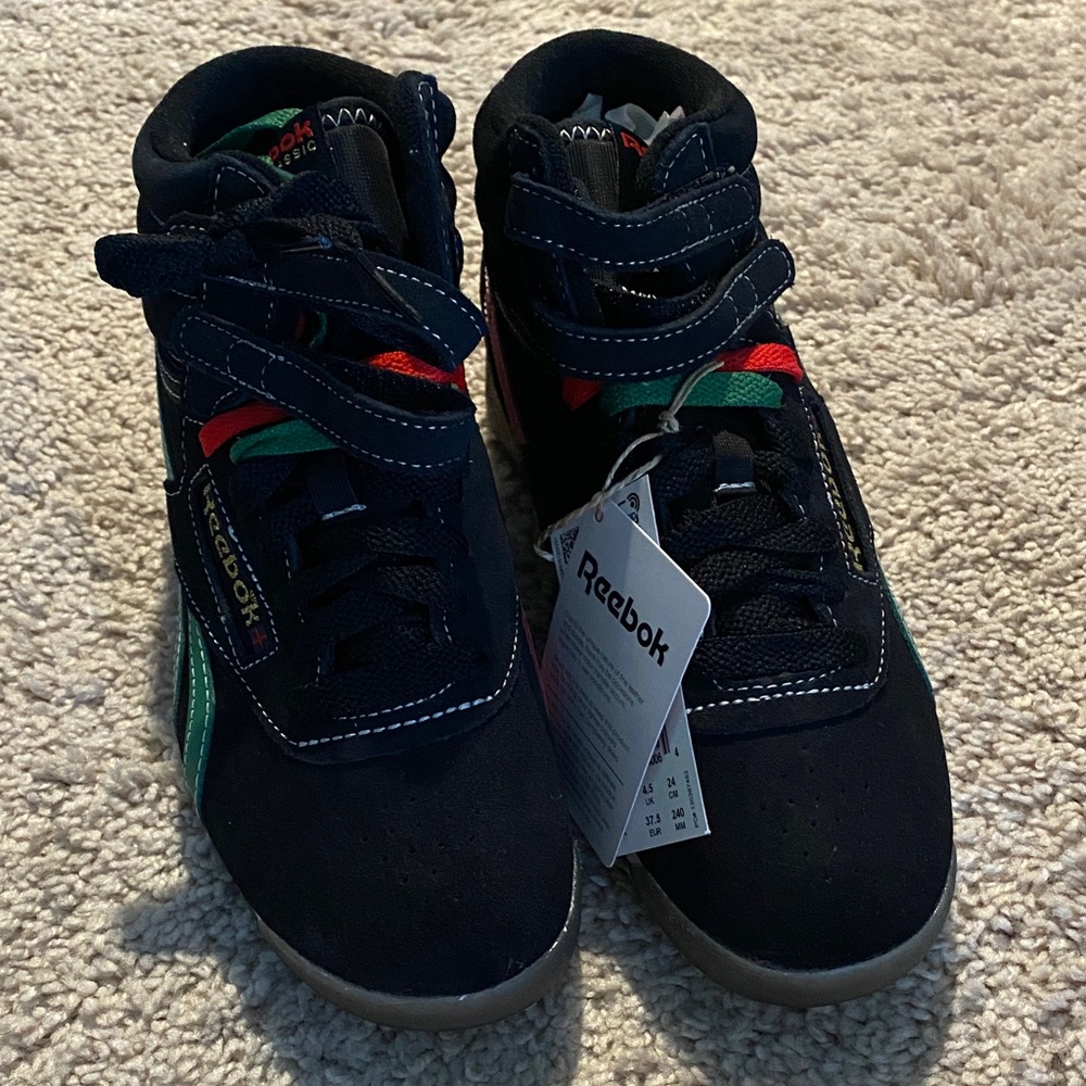 2022 Limited Edition Reebok Freestyle